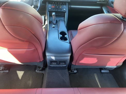 Used 2018 Lexus IS 300 image 16