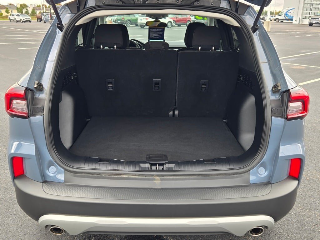 Certified 2025 Ford Escape Active w/ Cold Weather Package AWD/4WD image 13