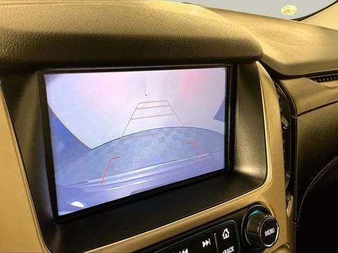 Used 2018 GMC Yukon XL Denali w/ Open Road Package RWD image 23