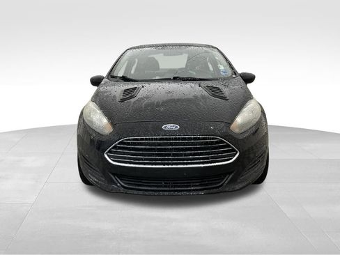 Used 2018 Ford Fiesta SE image 9