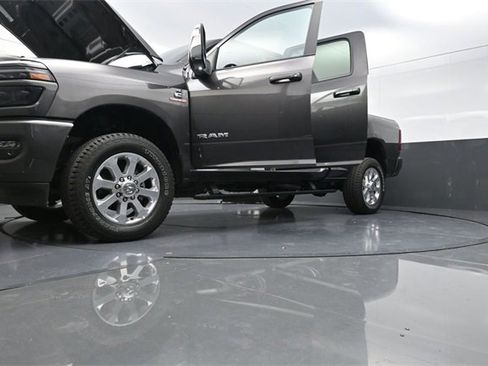 New 2025 RAM 2500 Laramie image 27