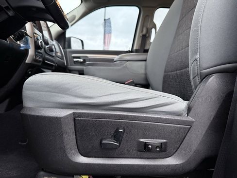 Used 2019 RAM 1500 Big Horn image 11