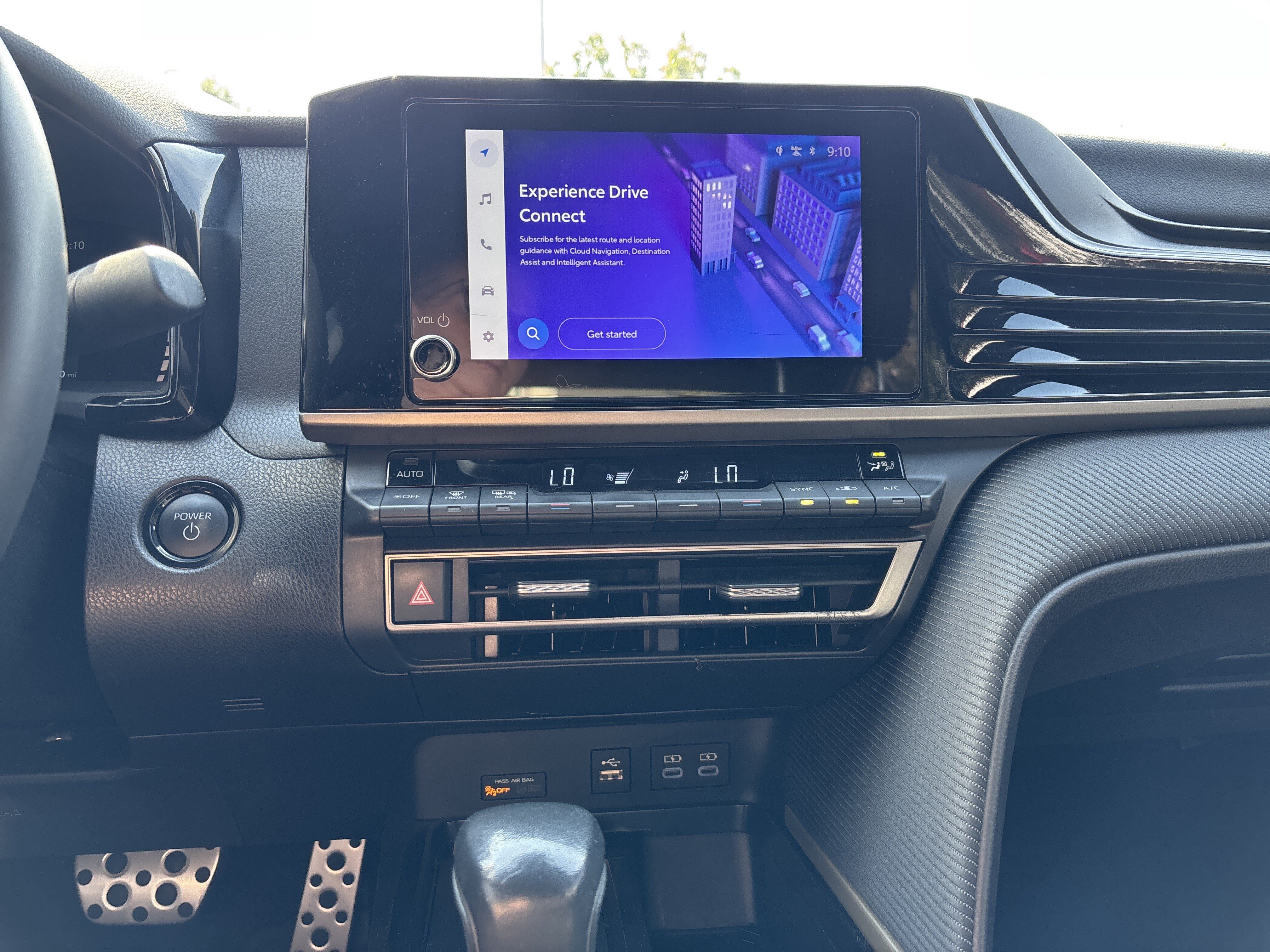 Used 2025 Toyota Camry SE FWD image 21