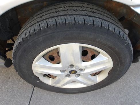 Used 2006 Chevrolet Uplander LS image 21