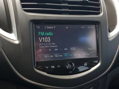 Used 2016 Chevrolet Trax LS FWD image 26