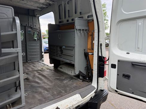 Used 2014 Nissan NV 2500 SV w/ Technology Package RWD image 18