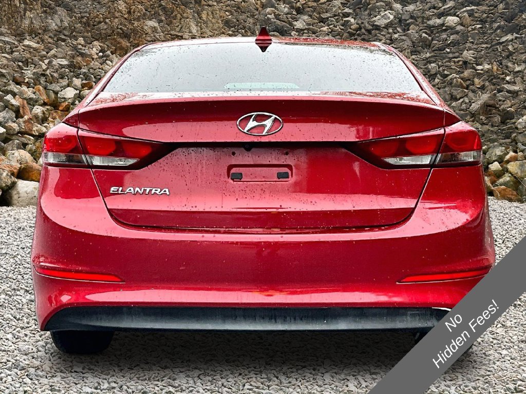 Used 2017 Hyundai Elantra SE FWD image 4