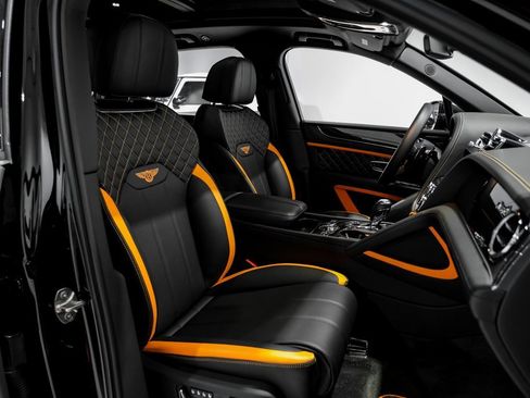 Used 2023 Bentley Bentayga Speed image 38