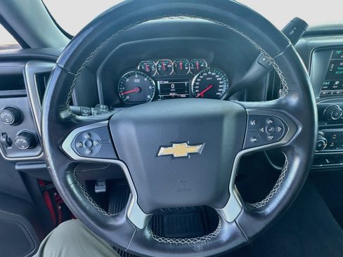 Used 2018 Chevrolet Silverado 1500 LT AWD/4WD image 11