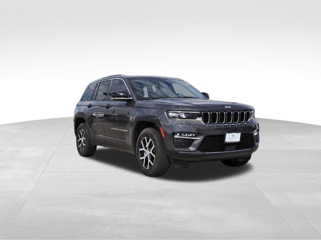 Used 2024 Jeep Grand Cherokee Limited AWD/4WD image 1