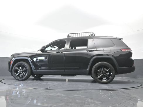 Used 2022 Jeep Grand Cherokee L Laredo RWD image 60