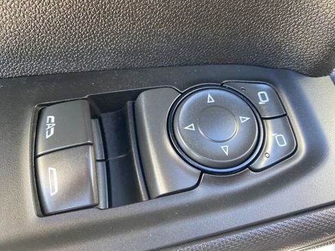 Used 2025 GMC Sierra 1500 Pro w/ Pro Value Package image 15