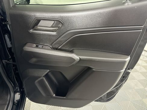 Used 2024 Chevrolet Colorado W/T RWD image 27
