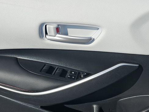 Certified 2023 Toyota Corolla SE w/ SE Premium Package image 24