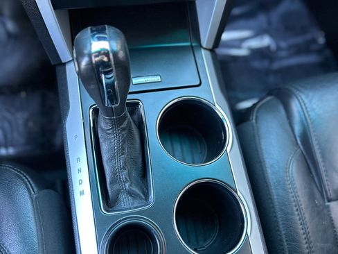 Used 2013 Ford Explorer XLT image 29