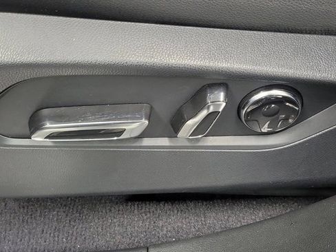 Used 2024 Acura RDX SH-AWD image 23