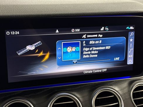 Used 2019 Mercedes-Benz E 300 image 23