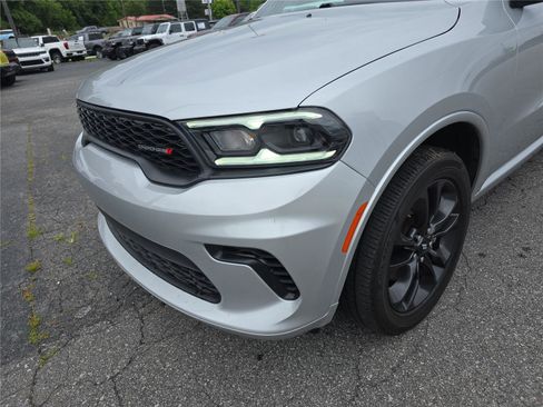 Used 2025 Dodge Durango GT w/ Blacktop Package AWD/4WD image 9
