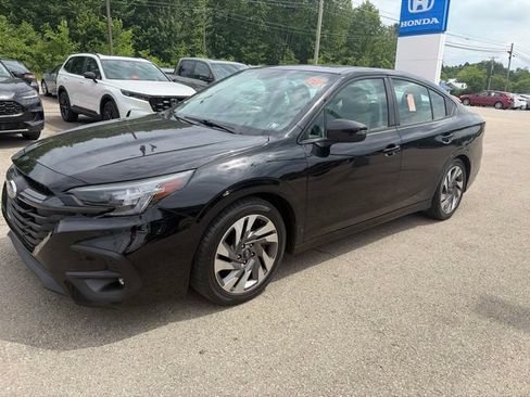 Used 2024 Subaru Legacy Limited AWD/4WD image 2