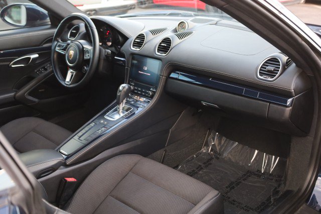 Used 2018 Porsche 718 Cayman w/ Sport Chrono Package RWD image 46