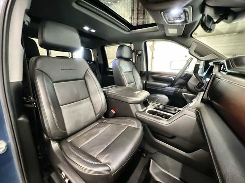 Used 2025 GMC Sierra 3500 Denali w/ Denali Reserve Package image 27