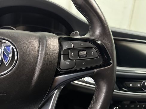 Used 2024 Buick Enclave Premium image 41
