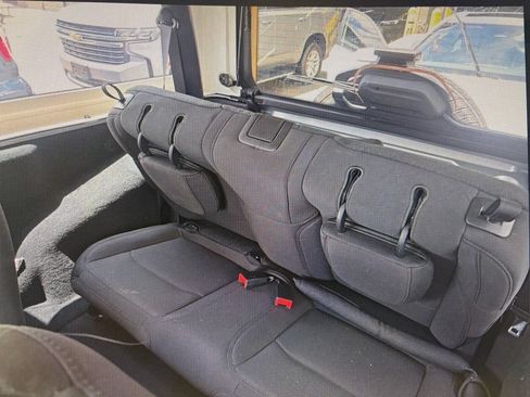 Used 2022 Jeep Wrangler Sport AWD/4WD image 7