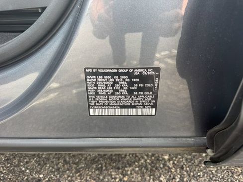 Certified 2025 Volkswagen Atlas SEL AWD/4WD image 33
