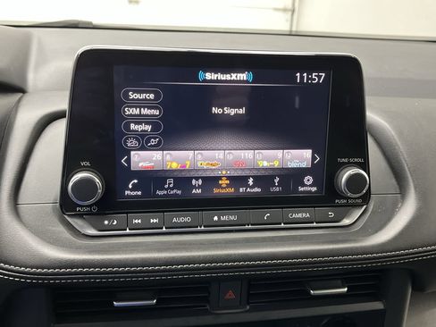 Used 2024 Nissan Rogue SV image 17