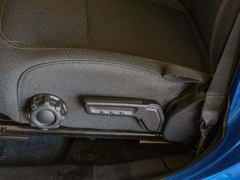 Used 2024 Jeep Wrangler Willys image 10