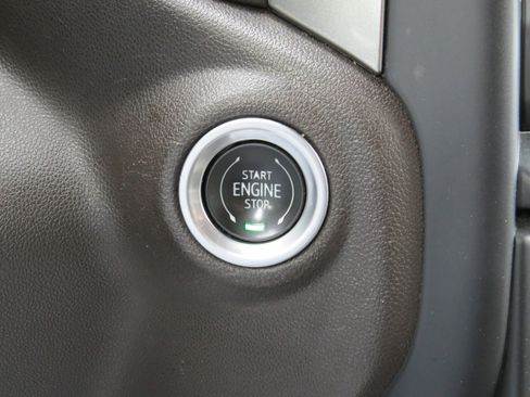 Used 2021 Chevrolet Silverado 1500 LT image 26