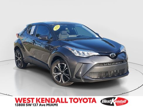 Used 2020 Toyota C-HR LE image 1