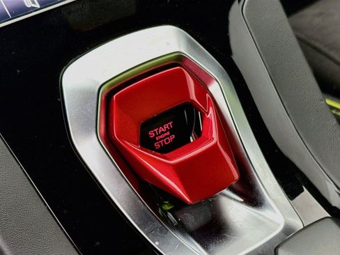 Used 2023 Lamborghini Huracan Tecnica RWD image 16
