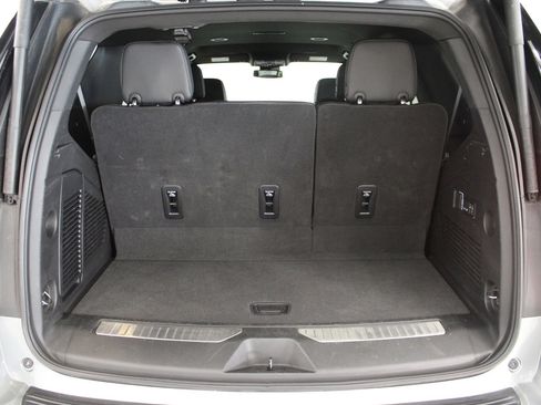 Used 2025 GMC Yukon Denali image 9