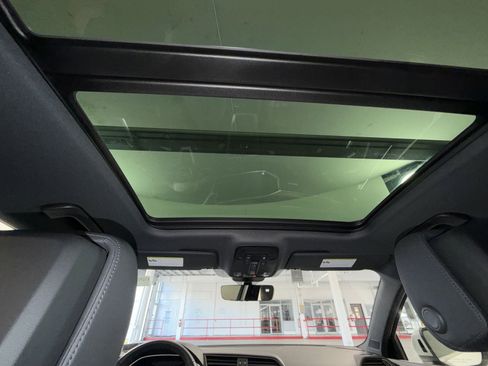 Used 2024 Audi Q3 2.0T Premium Plus w/ Premium Plus Package image 24