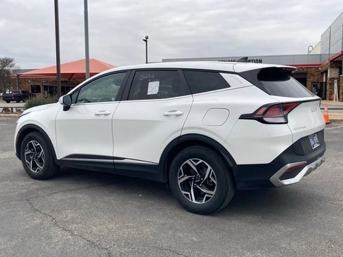 Used 2024 Kia Sportage LX FWD image 6