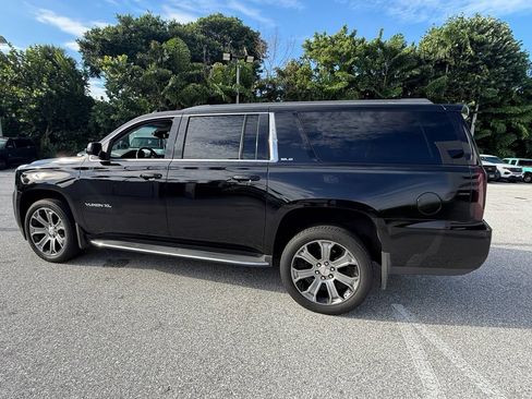 Used 2019 GMC Yukon XL SLE w/ Convenience Package RWD image 5
