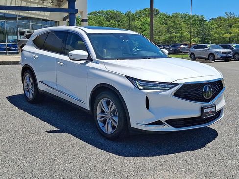 Certified 2024 Acura MDX SH-AWD image 3