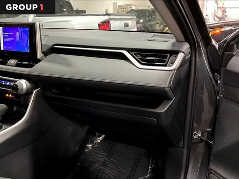 Certified 2025 Toyota RAV4 LE image 19