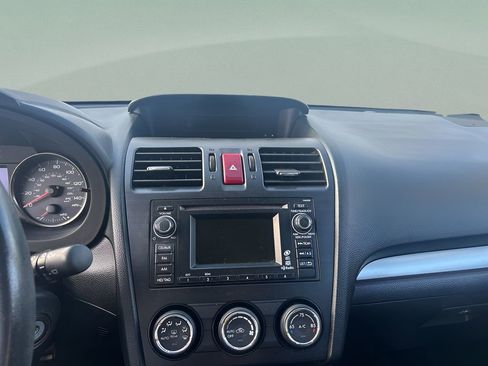 Used 2014 Subaru Crosstrek 2.0i Limited image 13