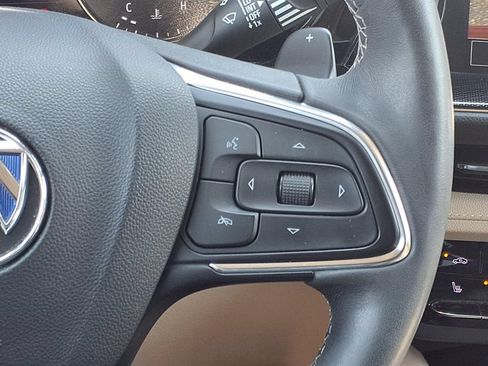 Used 2022 Buick Envision Essence w/ Safety Package FWD image 15