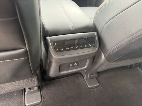 Used 2023 Nissan Pathfinder SL w/ SL Premium Package AWD/4WD image 20
