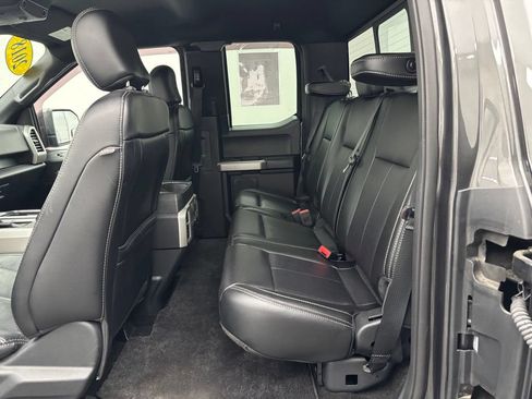 Used 2018 Ford F150 Lariat w/ Equipment Group 502A Luxury AWD/4WD image 37