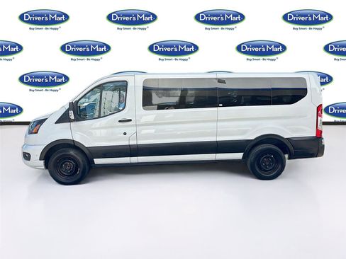 Used 2023 Ford Transit 350 XLT image 5