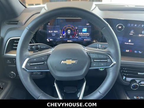 Used 2025 Chevrolet Tahoe High Country RWD image 14