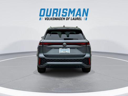New 2026 Volkswagen Tiguan SE R-Line FWD image 7