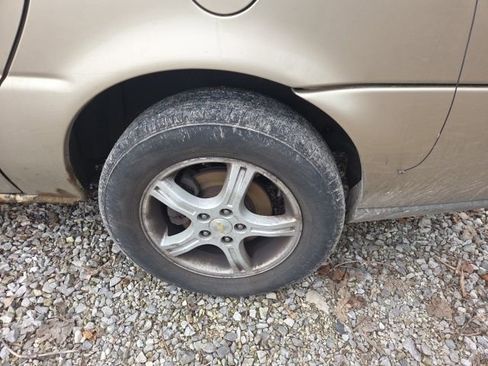 Used 2005 Chevrolet Uplander LS w/ LS Easy Order Package image 12