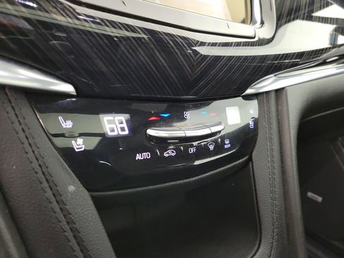 Certified 2024 Cadillac XT6 Premium Luxury w/ Technology Package FWD image 28