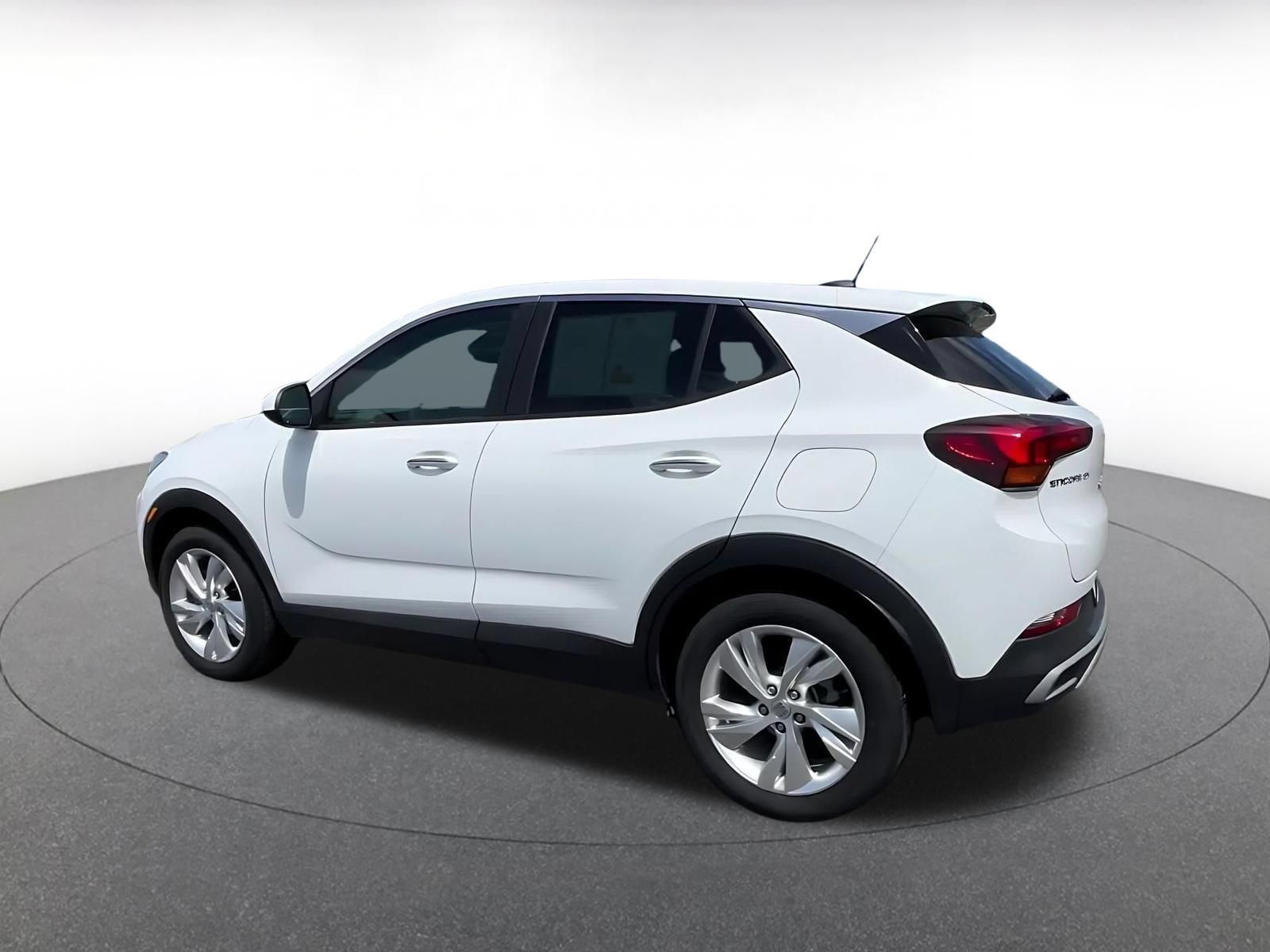 Used 2025 Buick Encore GX Preferred FWD image 9