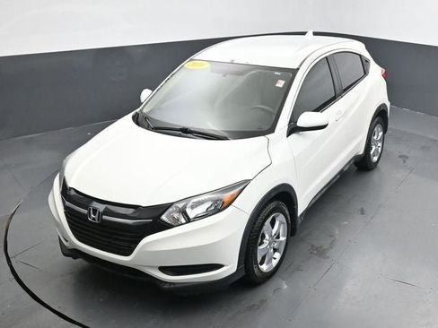 Used 2016 Honda HR-V LX image 32